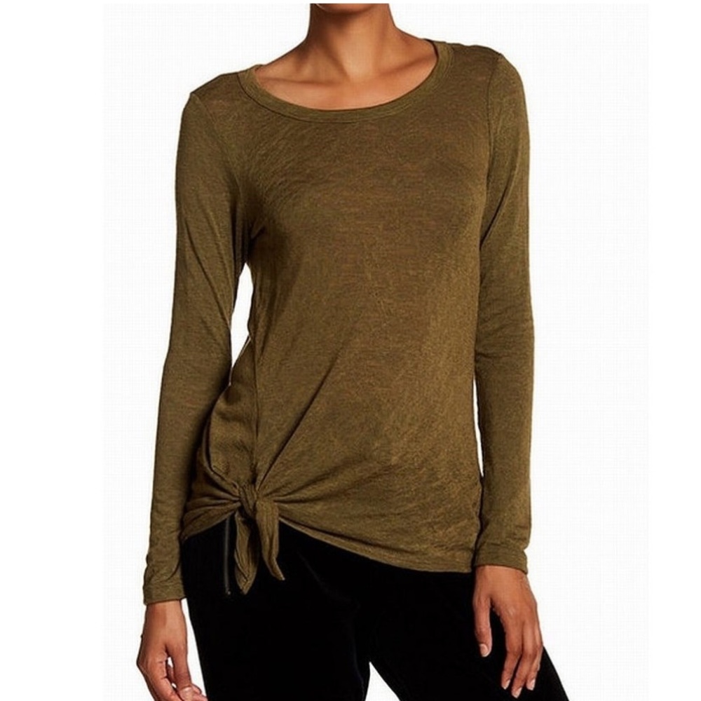Bobeau Asymmetrical Knot Hem Knit Top